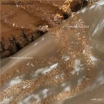 کریستال نامنظم طلایی