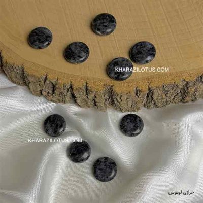 سنگ‌ لارویکیت برش دایره