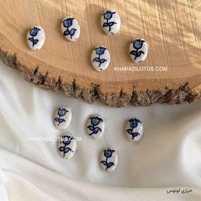 آویز سرامیکی گل لاله سرمه‌ای